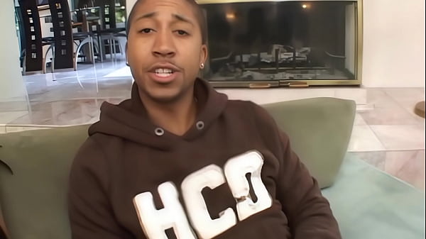 Brunette mom Jasmine Byrne Prefer Them Big And Black