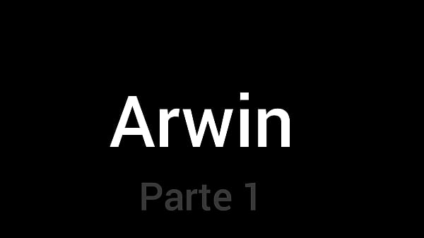 Morrita mexicana mojada de 21 años coge con el señor de 45