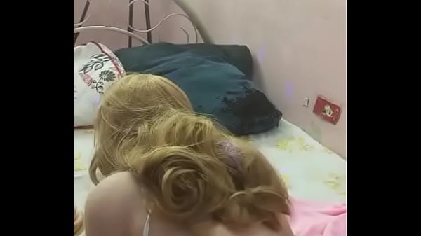 NOVINHA ADORA A LINGUA DO VEIOO ROLOU SEXO