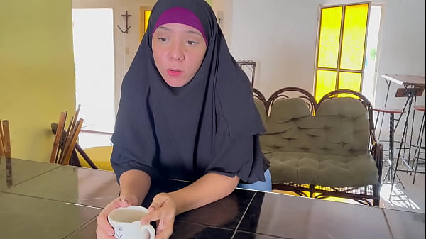 ENGAÑANDO A MI MADRASTRA MUSULMANA ARABE CON SU HIJAB