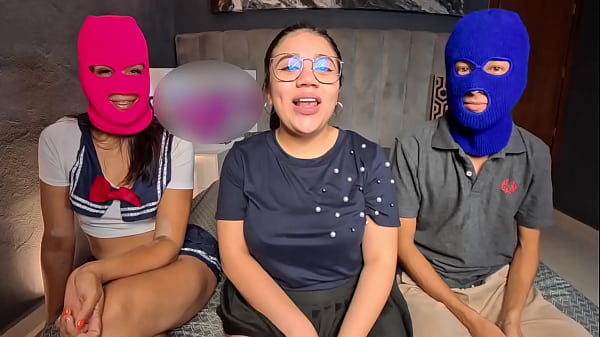 Hermosa madura petit se anima hacer su primer video porno