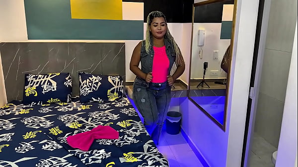 My slutty lady invites me to fuck after the meeting with her husband